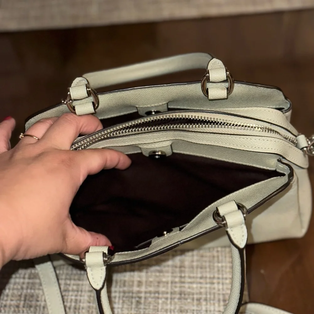 Coach Bag - Picture 2 of 4